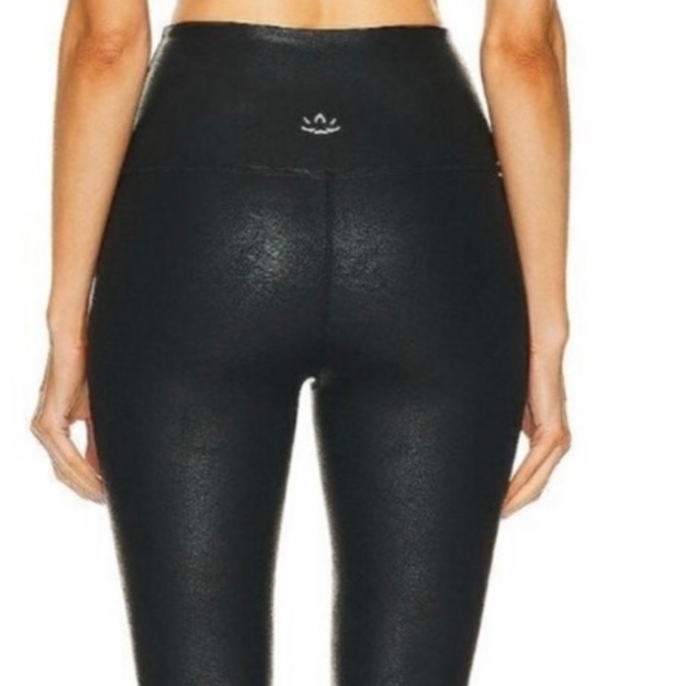 Beyond Yoga Leatherette High Waisted Midi Leggings Black Leatherette Foil NWT M